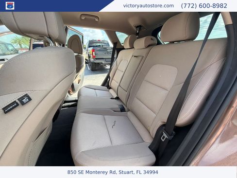 Used 2017 Hyundai Tucson SE w/ SE Popular Package 02 FWD image 14