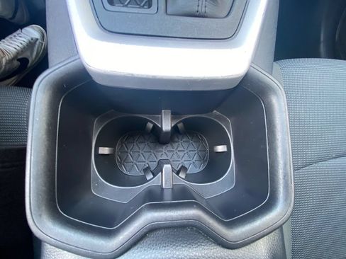 Used 2025 Toyota RAV4 LE AWD/4WD image 20