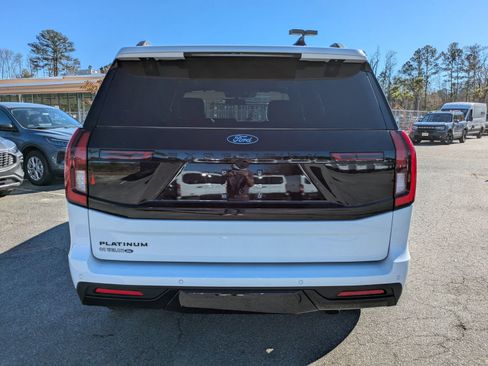 New 2025 Ford Expedition Platinum w/ Stealth Performance Package image 6