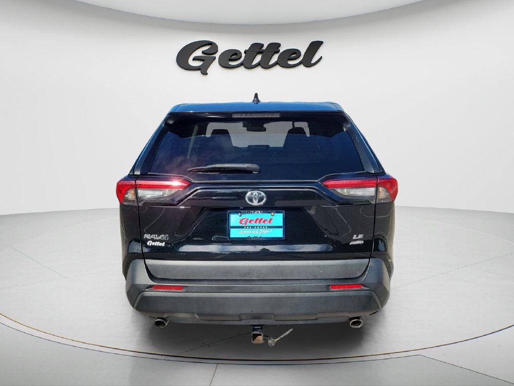 Certified 2023 Toyota RAV4 LE AWD/4WD image 6