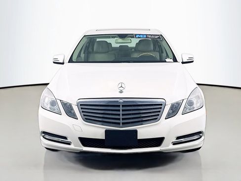 Used 2012 Mercedes-Benz E 350 BlueTEC Sedan image 2
