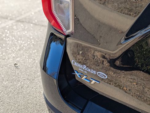 Certified 2023 Ford Explorer XLT w/ Equipment Group 202A image 35