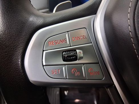 Used 2024 BMW X7 xDrive40i w/ Climate Comfort Package AWD/4WD image 14