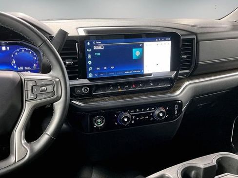 Used 2023 Chevrolet Silverado 1500 LT AWD/4WD image 11