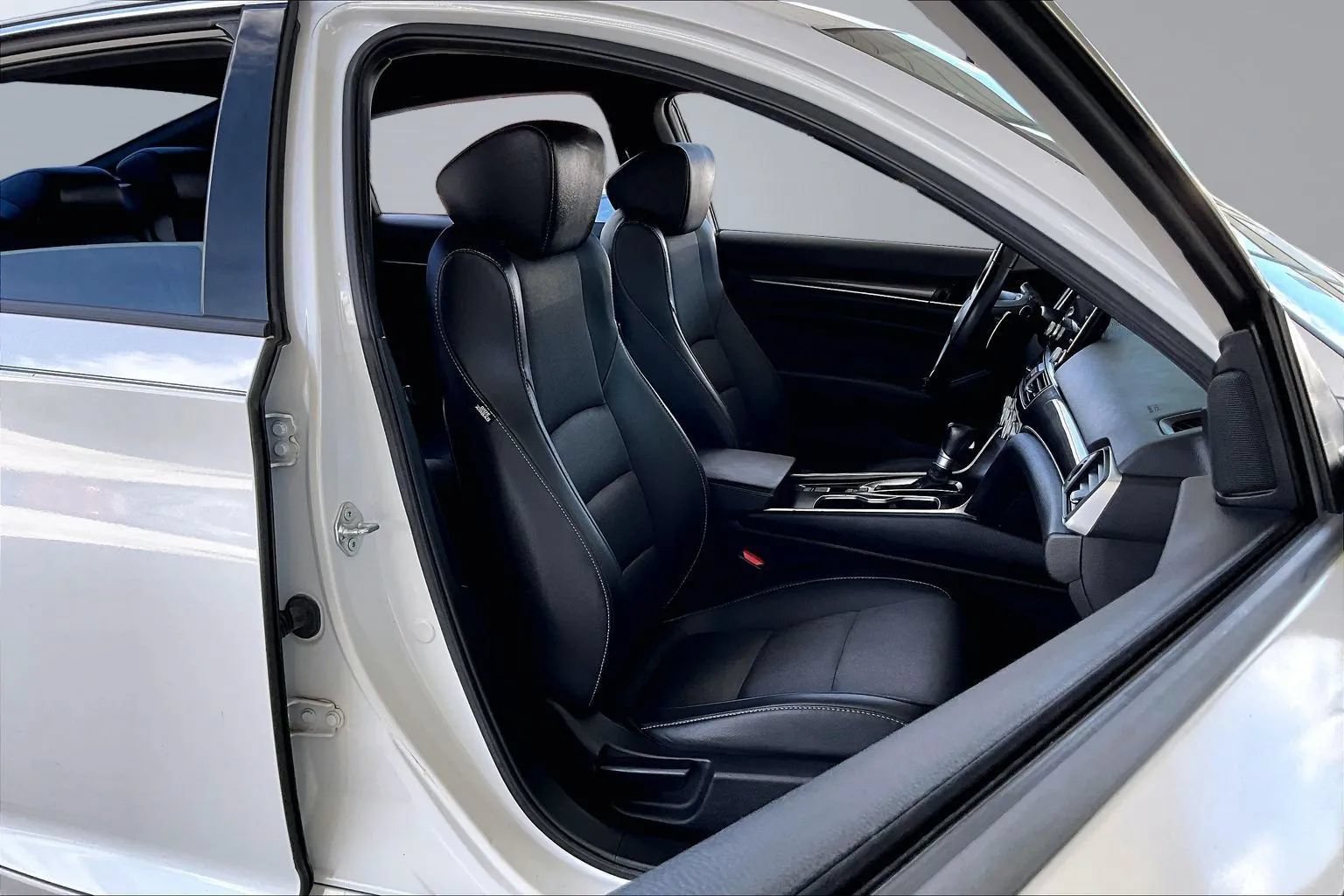 Used 2021 Honda Accord Sport image 25