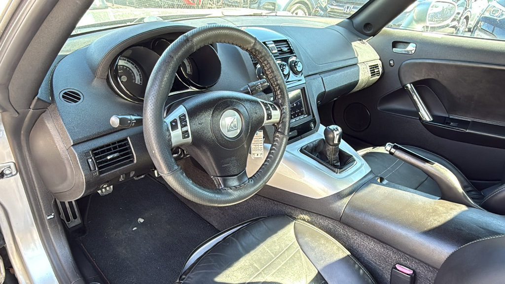 Used 2008 Saturn Sky Red Line RWD image 22
