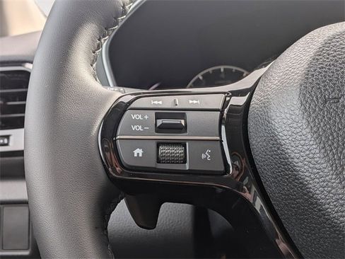 New 2025 Honda Pilot EX-L image 13