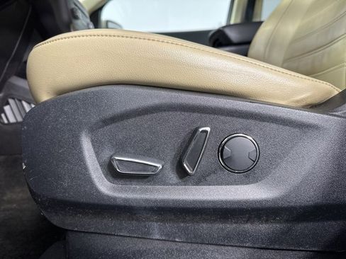 Used 2017 Ford Edge SEL w/ Equipment Group 201A image 22