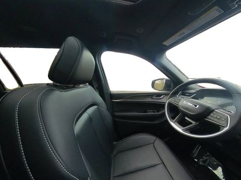 New 2025 Jeep Grand Cherokee L Limited image 76