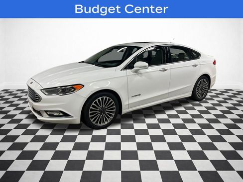 Used 2017 Ford Fusion Titanium FWD image 4