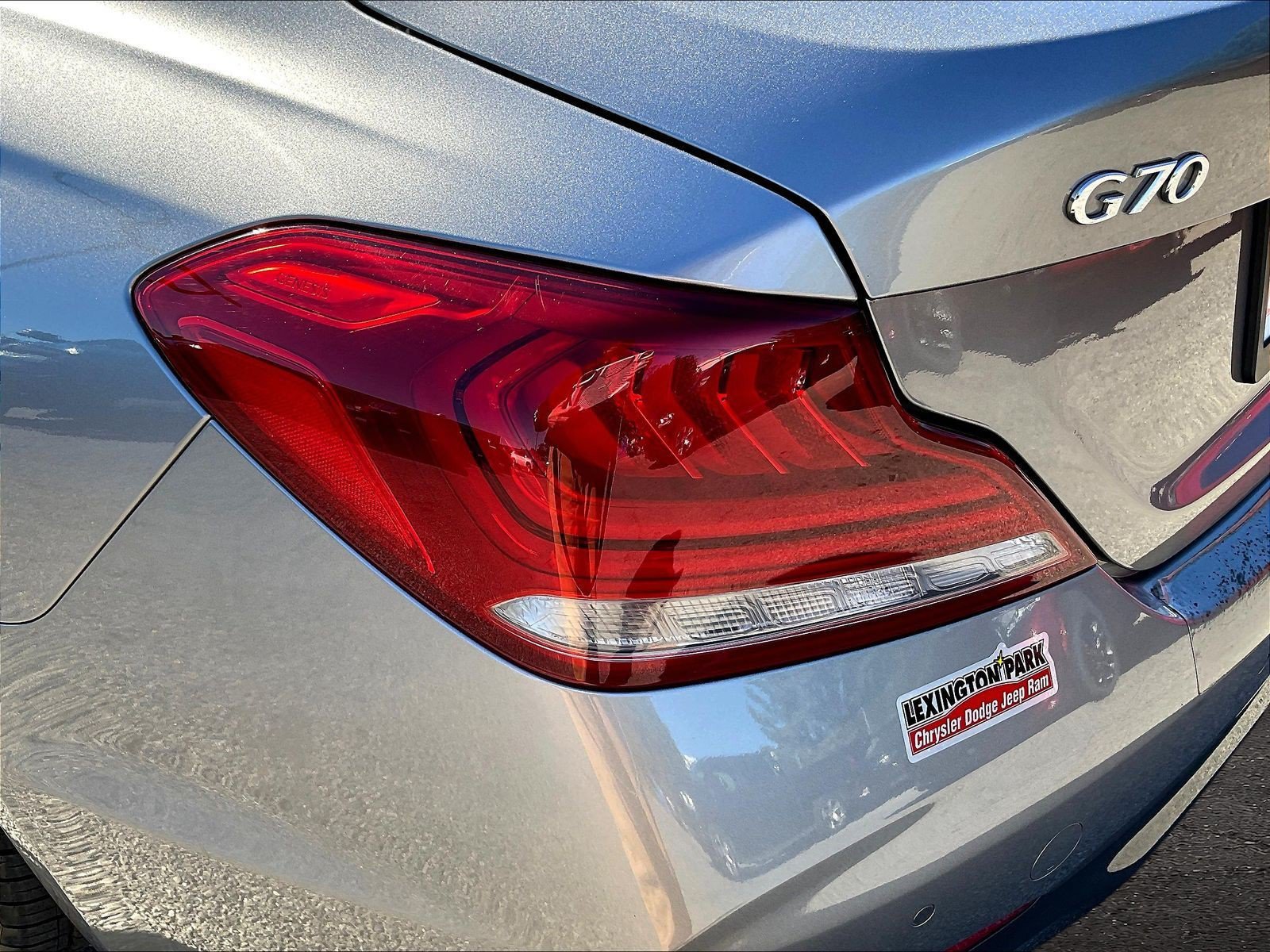 Used 2020 Genesis G70 2.0T w/ Elite Package RWD image 22