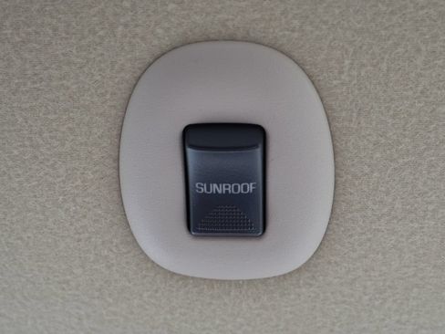 Used 2002 Chevrolet Impala LS w/ Seating Comfort Pkg FWD image 43