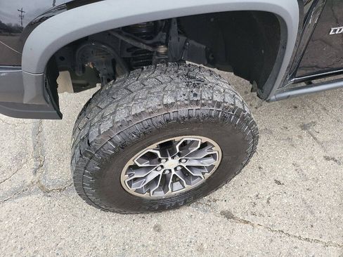 Used 2018 Chevrolet Colorado ZR2 AWD/4WD image 11