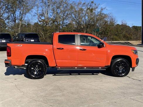 Certified 2022 Chevrolet Colorado Z71 w/ Safety Package image 9