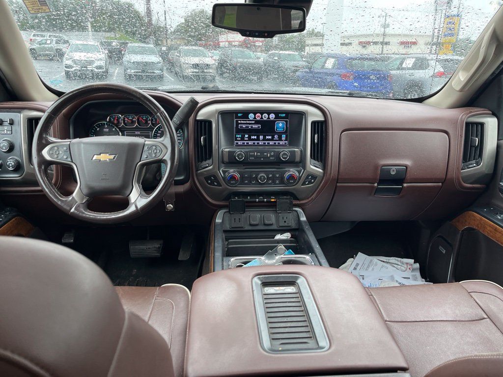Used 2017 Chevrolet Silverado 1500 High Country AWD/4WD image 26
