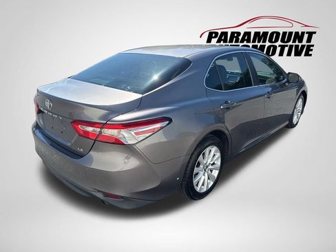 Used 2018 Toyota Camry LE FWD image 7