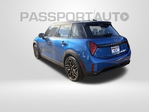 Used 2025 MINI Cooper S image 9
