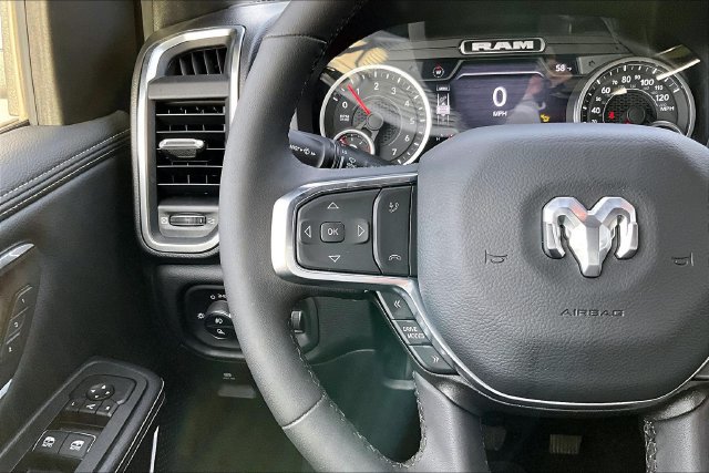 Used 2026 RAM 1500 Laramie AWD/4WD image 12