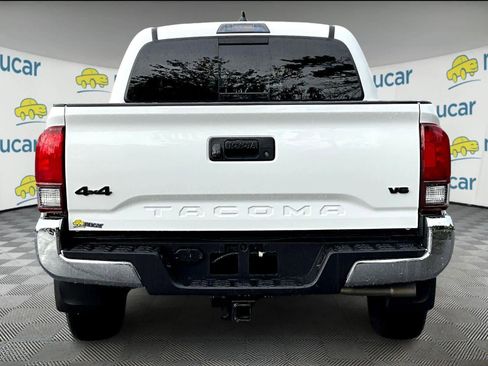 Used 2022 Toyota Tacoma SR5 image 5