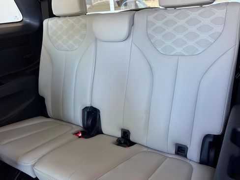Used 2022 Hyundai Palisade Calligraphy FWD image 18