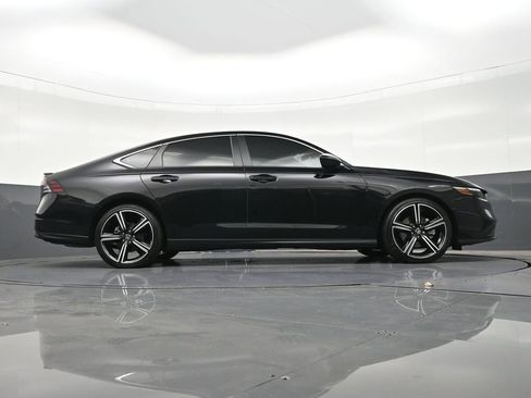Used 2023 Honda Accord Sport image 29