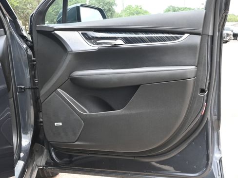 Certified 2023 Cadillac XT6 Premium Luxury w/ Technology Package AWD/4WD image 25