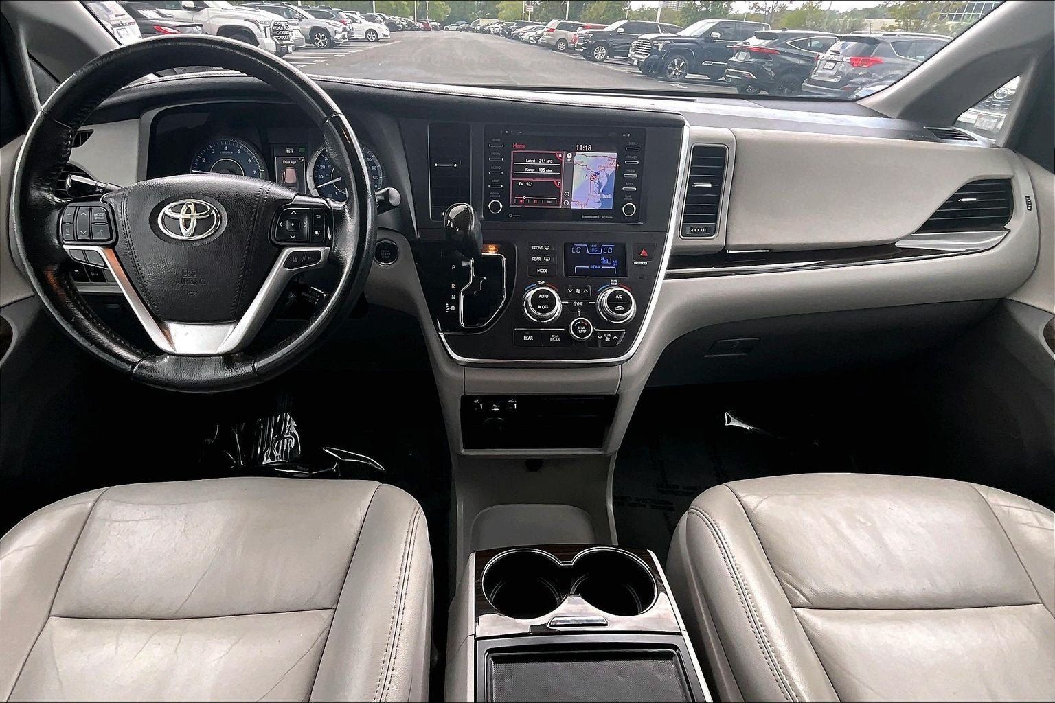 Used 2019 Toyota Sienna XLE w/ XLE Navigation Package AWD/4WD image 14