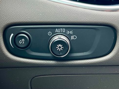 Used 2024 Chevrolet Malibu LT image 26