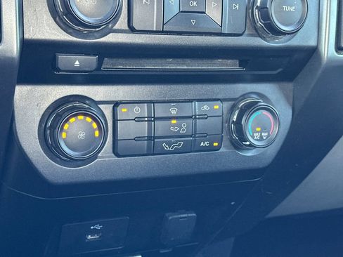 Used 2017 Ford F150 XLT AWD/4WD image 19