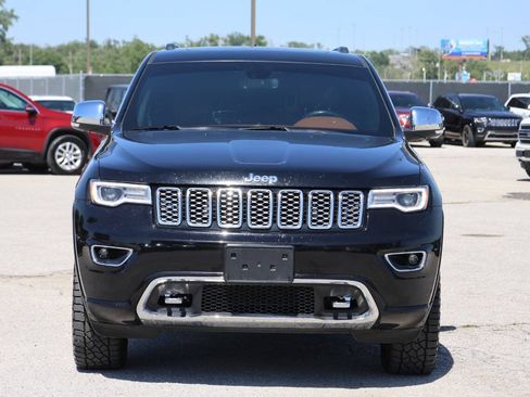 Used 2020 Jeep Grand Cherokee Overland AWD/4WD image 2