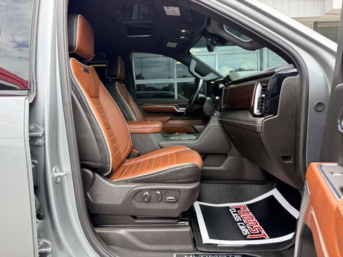 Used 2024 GMC Sierra 2500 Denali Ultimate w/ Max Trailering Package AWD/4WD image 44