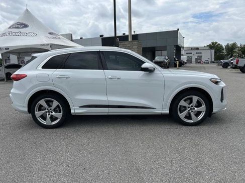 Used 2025 Audi Q5 Prestige AWD/4WD image 3