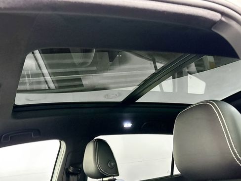 New 2026 Volkswagen Atlas Cross Sport SEL R-Line image 19