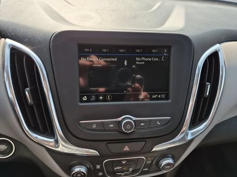 Used 2019 Chevrolet Equinox LS w/ LPO, Cargo Package FWD image 15