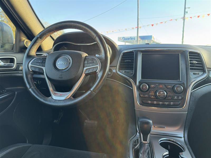 Used 2017 Jeep Grand Cherokee Trailhawk AWD/4WD image 14
