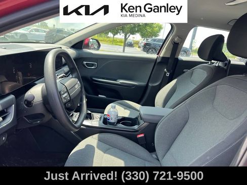 Certified 2025 Kia K4 FWD image 11