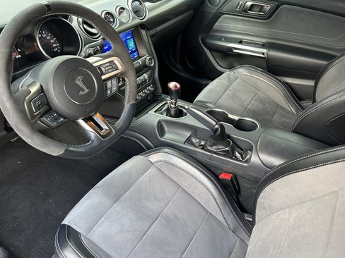 Used 2019 Ford Mustang Shelby GT350 w/ Technology Package image 10
