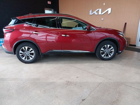 Used 2018 Nissan Murano SV image 15