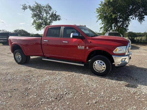 Used 2017 RAM 3500 Laramie AWD/4WD image 3