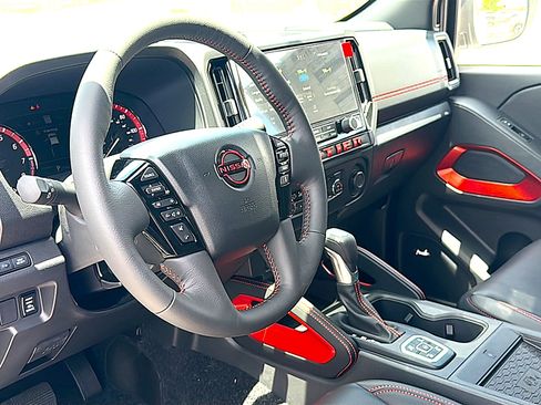 New 2026 Nissan Frontier PRO-4X w/ Pro Premium Package AWD/4WD image 9