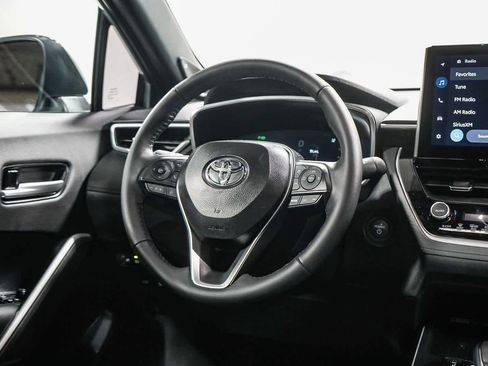 Certified 2026 Toyota Corolla Cross XSE w/ Convenience Package image 16