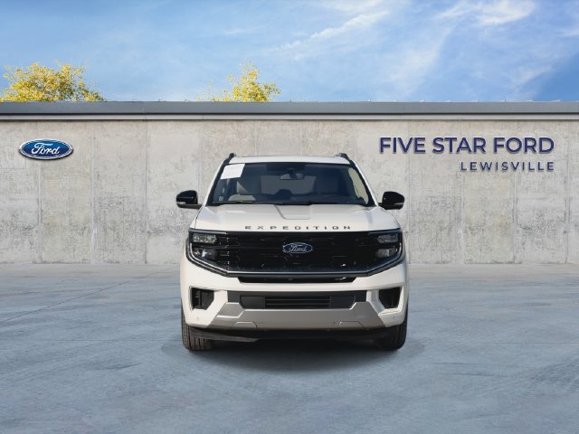Used 2025 Ford Expedition Max Platinum w/ Driver's Package AWD/4WD image 3