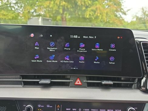 Used 2023 Kia Sportage SX image 35