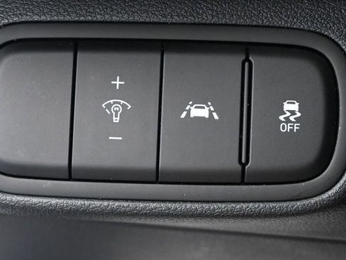 Used 2021 Hyundai Venue SEL w/ Cargo Package image 27