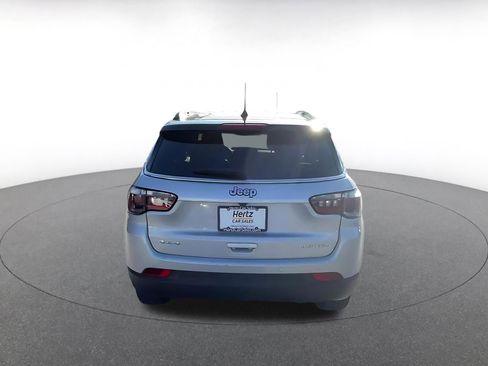 Used 2025 Jeep Compass Limited image 12