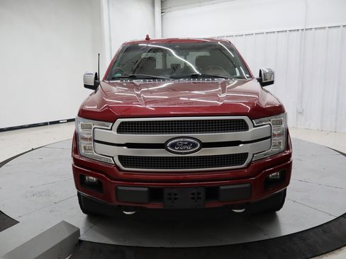 Used 2018 Ford F150 Platinum w/ Equipment Group 701A Luxury image 9