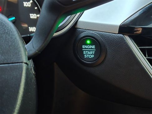 Used 2021 Ford Escape SE w/ SE Sport Appearance Package image 22