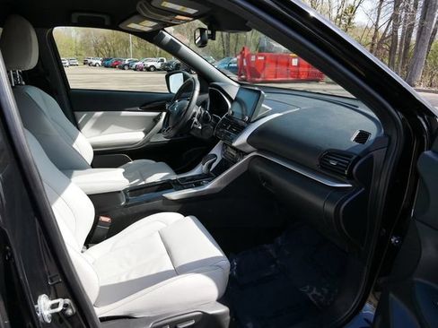 Used 2024 Mitsubishi Eclipse Cross SEL AWD/4WD image 10