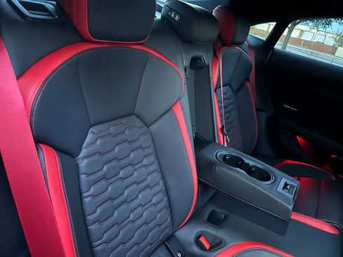 Used 2023 Audi RS e-tron GT image 30