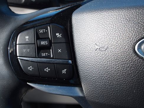 Used 2025 Ford Explorer Platinum w/ Ultimate Package image 27